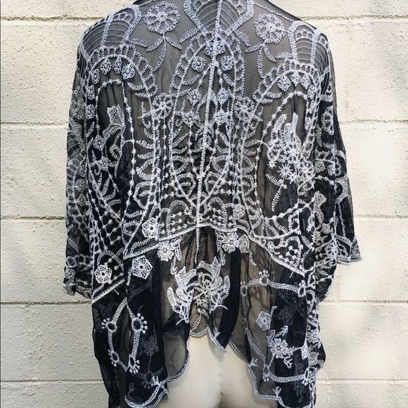 Forgotten Grace open front mesh lace kimono. - Picture 3 of 5